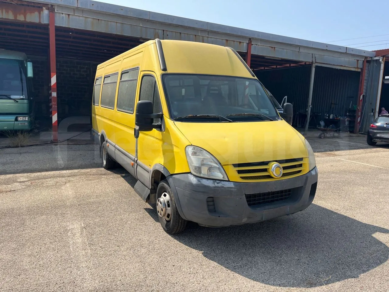 Iveco Daily - Школьный автобус: фото 1 Iveco Daily - Школьный автобус: фото 1