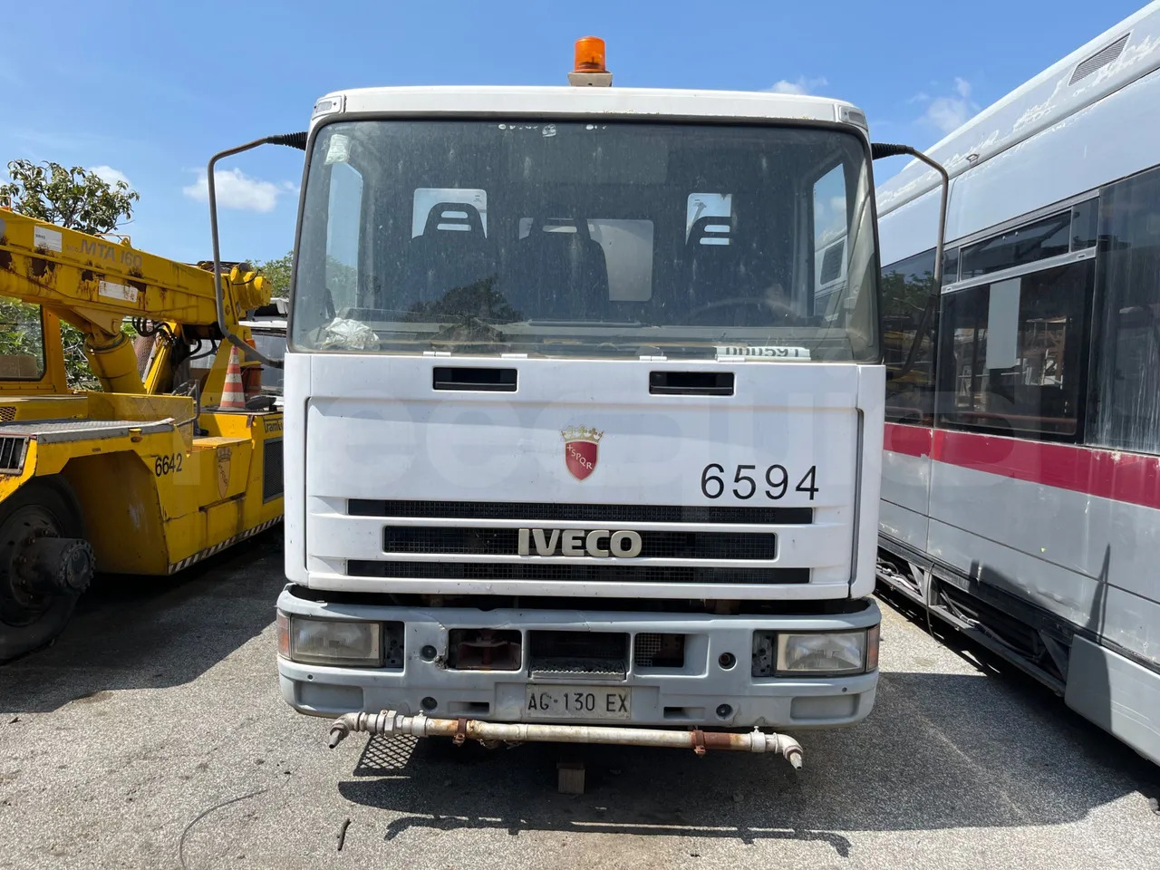 Iveco Eurocargo 100E15 - Микроавтобус, Пассажирский фургон: фото 2 Iveco Eurocargo 100E15 - Микроавтобус, Пассажирский фургон: фото 2