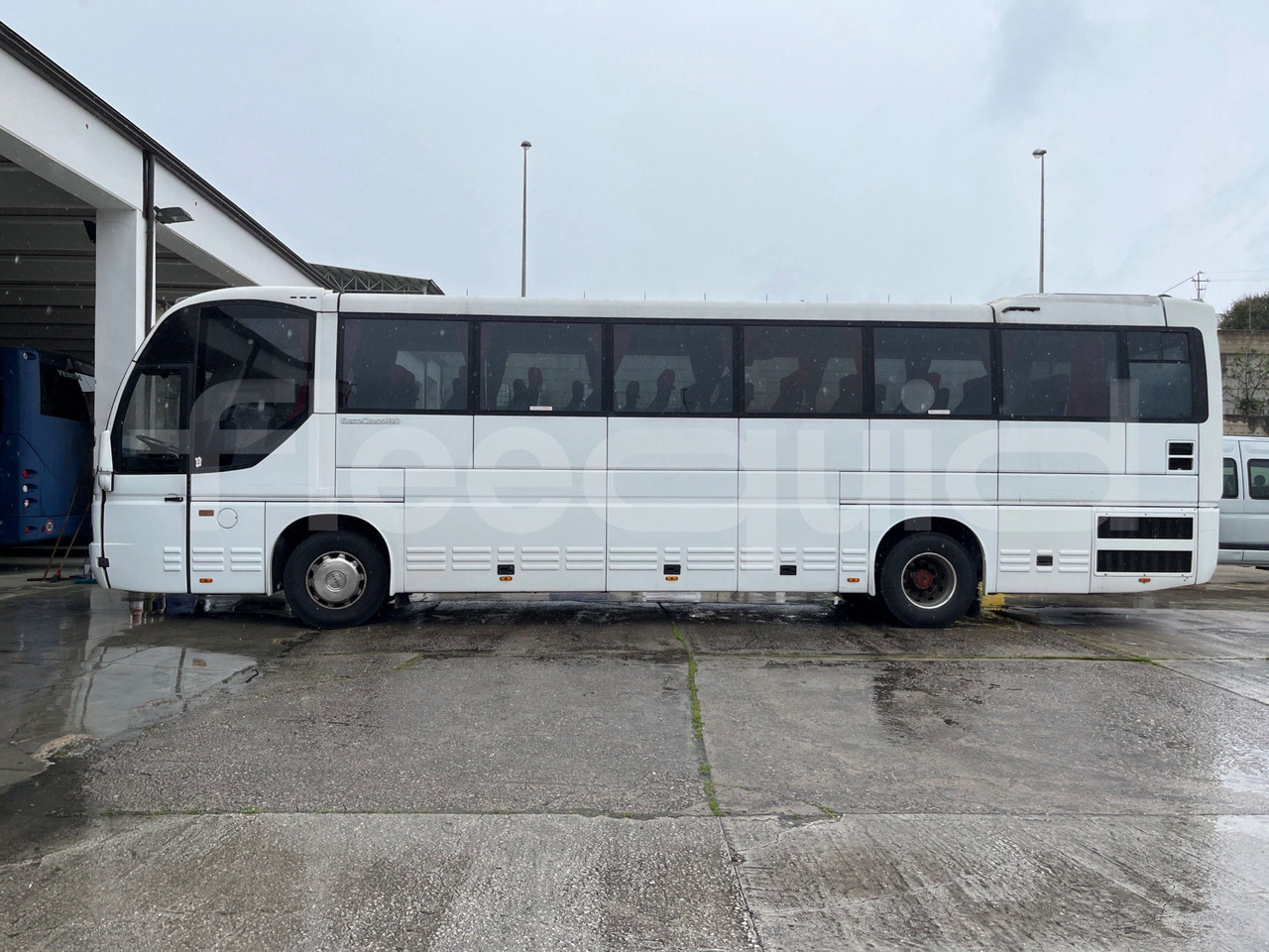Туристический автобус Iveco Euroclass: фото 6