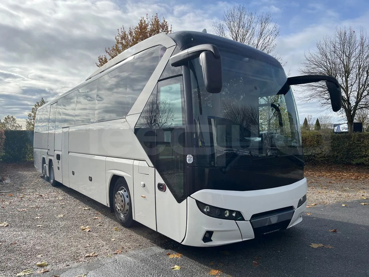 Neoplan Tourliner L - Туристический автобус: фото 1 Neoplan Tourliner L - Туристический автобус: фото 1
