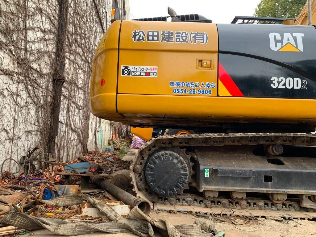 CAT 320D2 - Гусеничный экскаватор: фото 3 CAT 320D2 - Гусеничный экскаватор: фото 3
