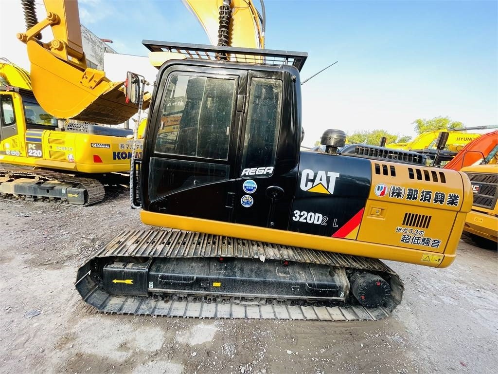 CAT 320d2l - Гусеничный экскаватор: фото 5 CAT 320d2l - Гусеничный экскаватор: фото 5