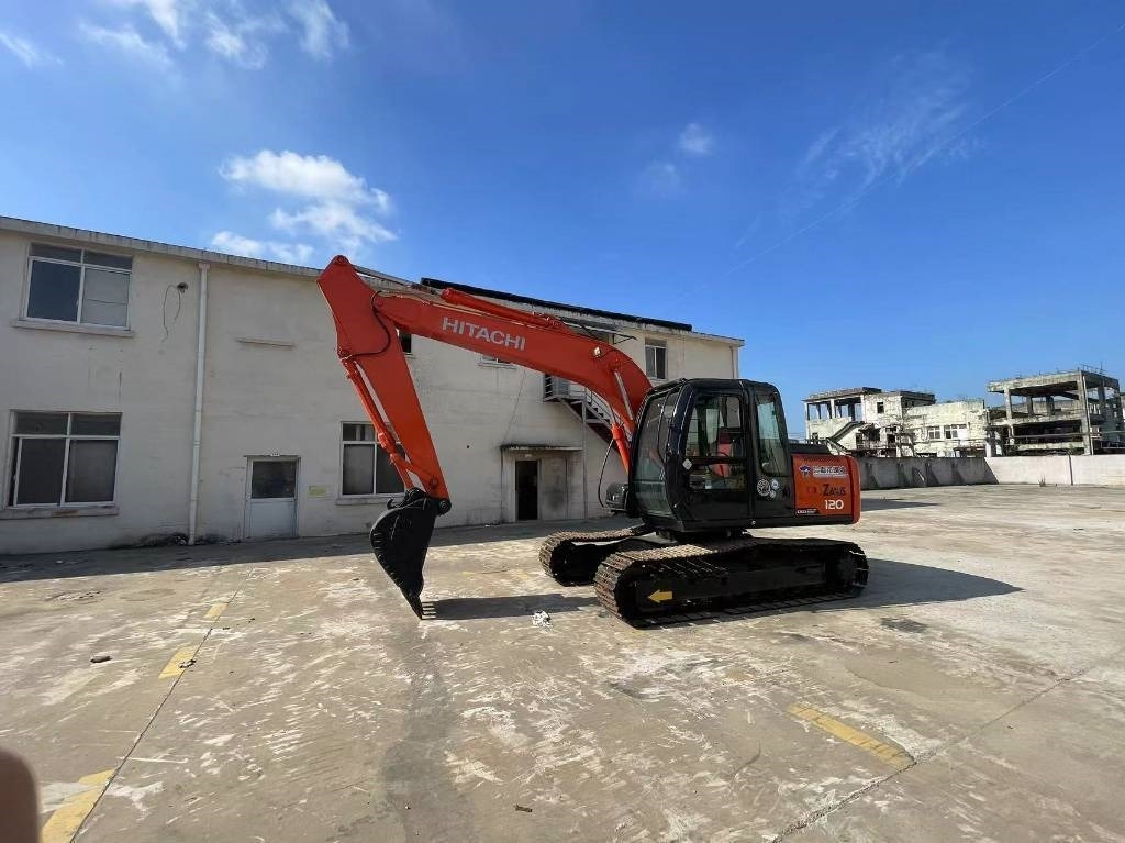 Hitachi ZX 120 - Гусеничный экскаватор: фото 2 Hitachi ZX 120 - Гусеничный экскаватор: фото 2