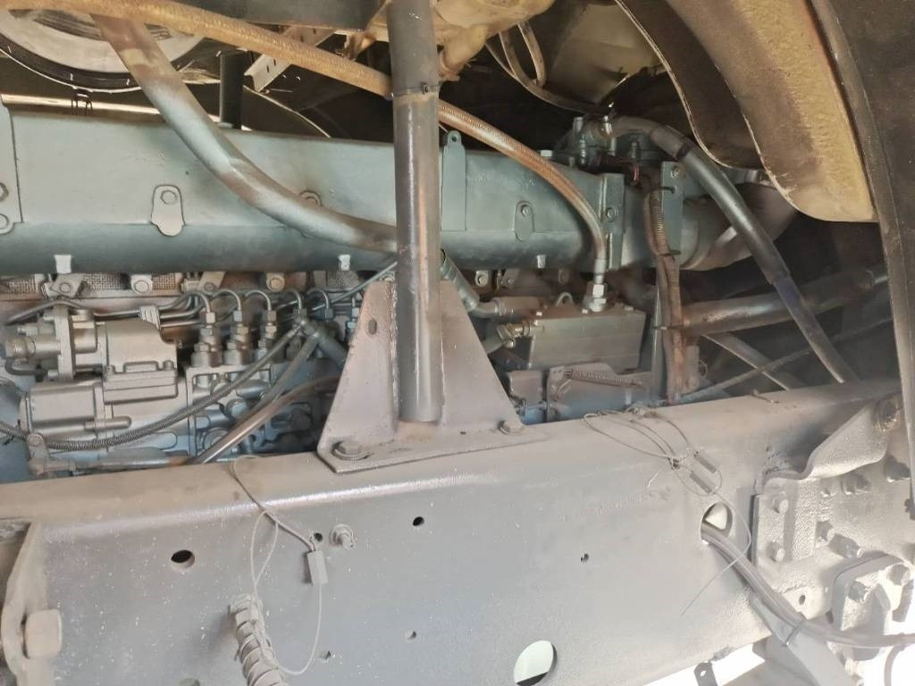 Самосвал Howo 6X4: фото 10 Самосвал Howo 6X4: фото 10