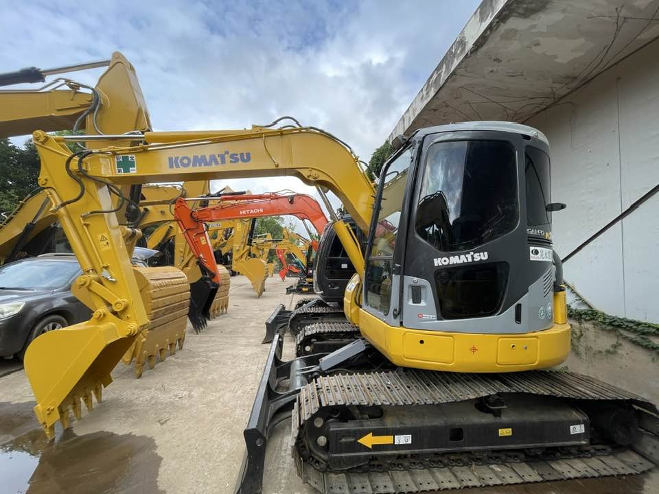 Komatsu PC78MR-6 - Мини-экскаватор: фото 1 Komatsu PC78MR-6 - Мини-экскаватор: фото 1