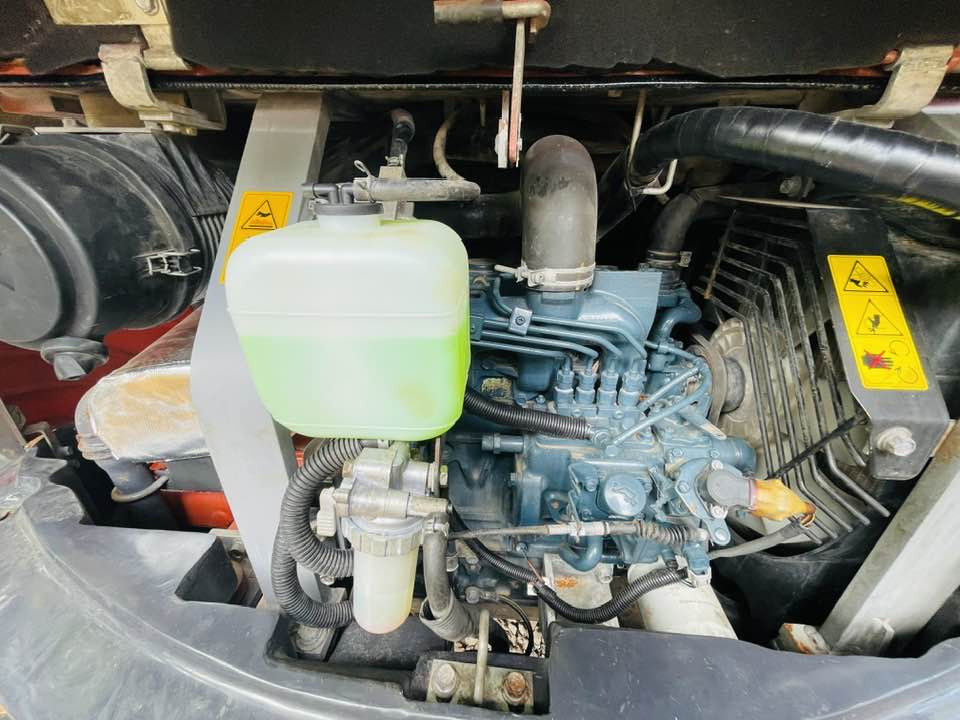 Kubota U55‑4 - Мини-экскаватор: фото 5 Kubota U55‑4 - Мини-экскаватор: фото 5