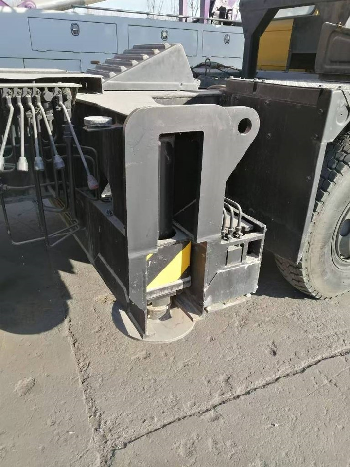 TADANO TL 300 E - Кран: фото 4 TADANO TL 300 E - Кран: фото 4