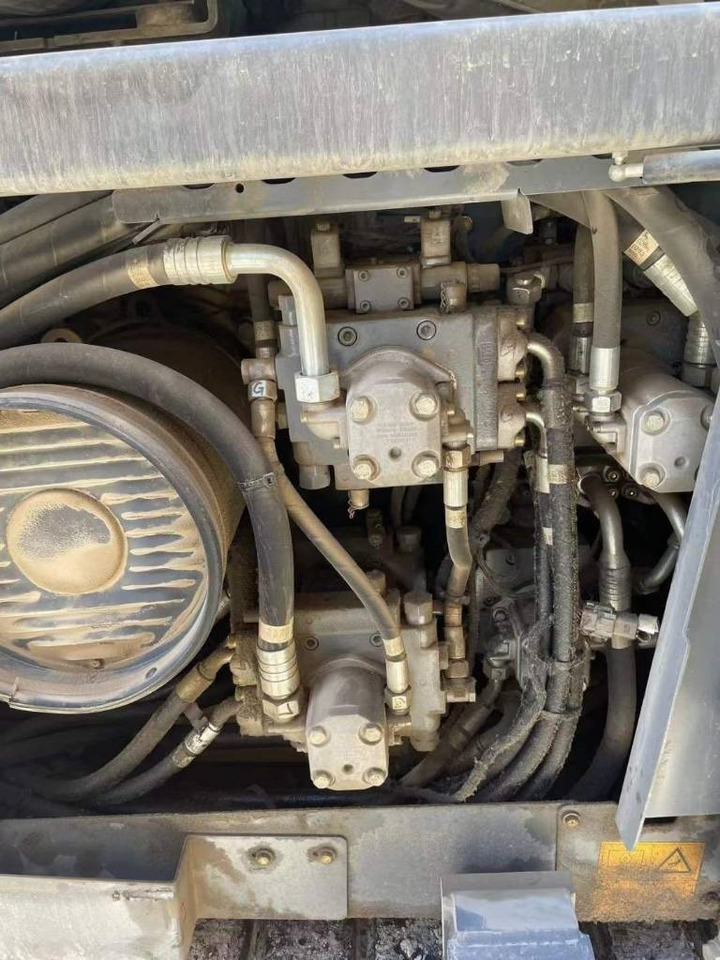 Vögele Super 1880L  - Асфальтоукладчик: фото 5 Vögele Super 1880L  - Асфальтоукладчик: фото 5