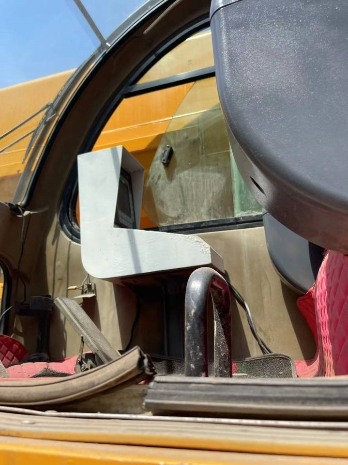 Вседорожный кран XCMG QY70K-II: фото 6 Вседорожный кран XCMG QY70K-II: фото 6