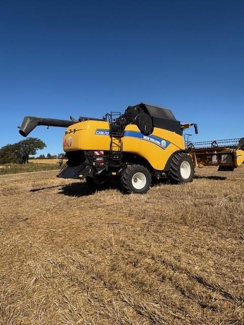 New Holland CX8.70 SLH - Зерноуборочный комбайн: фото 4 New Holland CX8.70 SLH - Зерноуборочный комбайн: фото 4