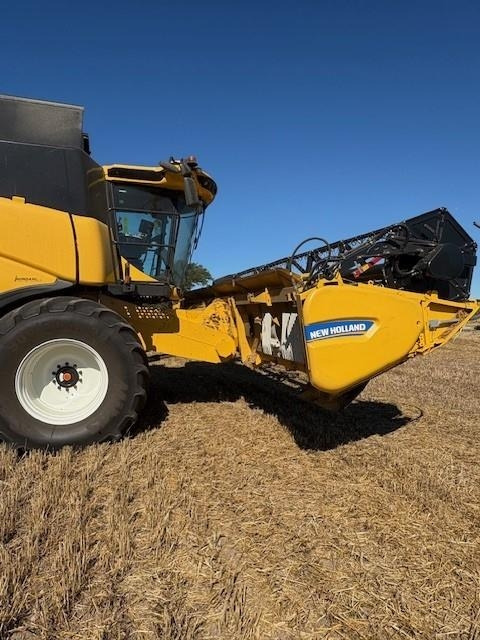 New Holland CX8.70 SLH - Зерноуборочный комбайн: фото 5 New Holland CX8.70 SLH - Зерноуборочный комбайн: фото 5