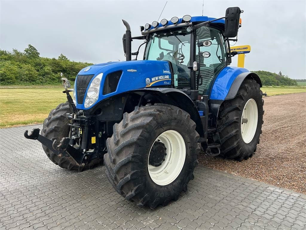 New Holland T7.270AC KEY - Трактор: фото 5 New Holland T7.270AC KEY - Трактор: фото 5