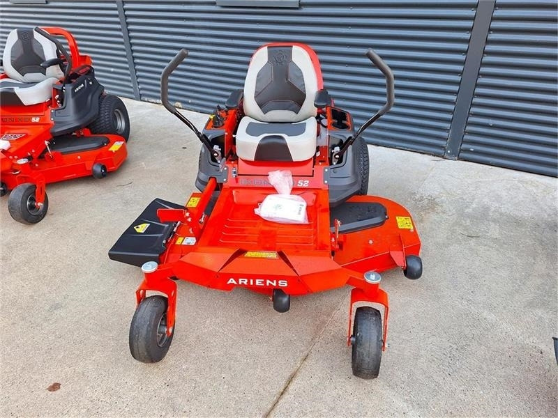 Ariens IKON XD 52" (132 Cm. Klippe bredde) - Коммунальный трактор: фото 1 Ariens IKON XD 52" (132 Cm. Klippe bredde) - Коммунальный трактор: фото 1