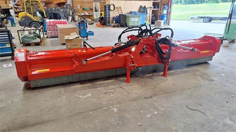 Boxer Agri AG500 slagleklipper - Косилка-измельчитель: фото 1 Boxer Agri AG500 slagleklipper - Косилка-измельчитель: фото 1