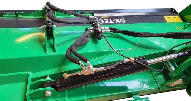 Dk-Tec SLAGLEKLIPPER SVINGBAR 280DH, HYDRAULISK BAGKLAP - Боковая косилка-измельчитель: фото 5 Dk-Tec SLAGLEKLIPPER SVINGBAR 280DH, HYDRAULISK BAGKLAP - Боковая косилка-измельчитель: фото 5