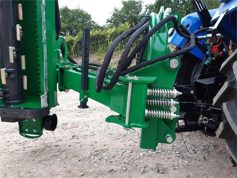 Dk-Tec slagleklipper 240 svær model - Боковая косилка-измельчитель: фото 3 Dk-Tec slagleklipper 240 svær model - Боковая косилка-измельчитель: фото 3