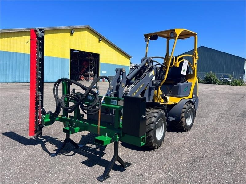 Eurotrac hækkeklipper - Боковая косилка-измельчитель: фото 1 Eurotrac hækkeklipper - Боковая косилка-измельчитель: фото 1
