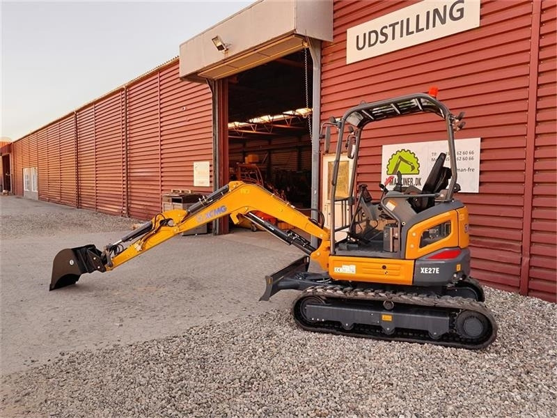 XCMG xe27e u/hus - Мини-экскаватор: фото 2 XCMG xe27e u/hus - Мини-экскаватор: фото 2