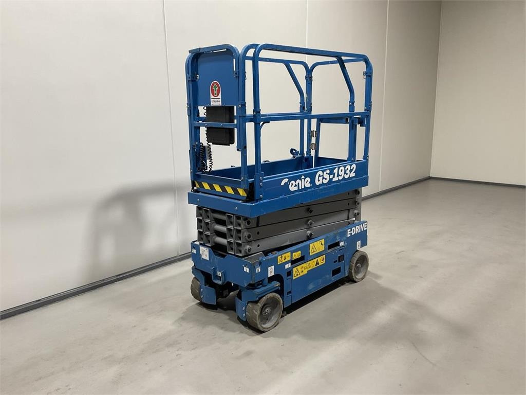 Genie GS-1932 - Ножничный подъемник: фото 5 Genie GS-1932 - Ножничный подъемник: фото 5