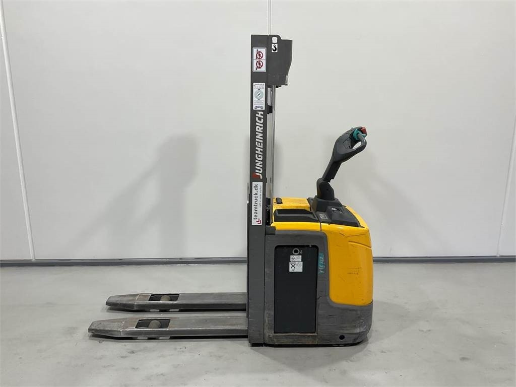 Jungheinrich ERC 212 - Штабелер: фото 3 Jungheinrich ERC 212 - Штабелер: фото 3