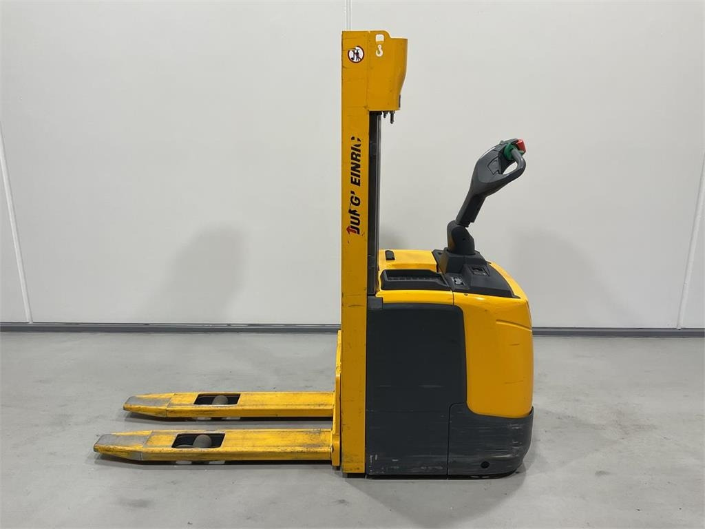 Jungheinrich ERC 212 - Штабелер: фото 3 Jungheinrich ERC 212 - Штабелер: фото 3