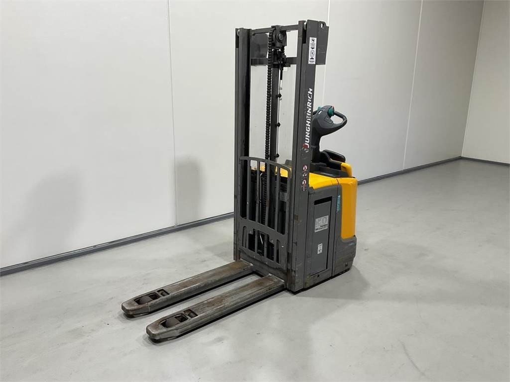 Jungheinrich ERC 212Z - Штабелер: фото 4 Jungheinrich ERC 212Z - Штабелер: фото 4