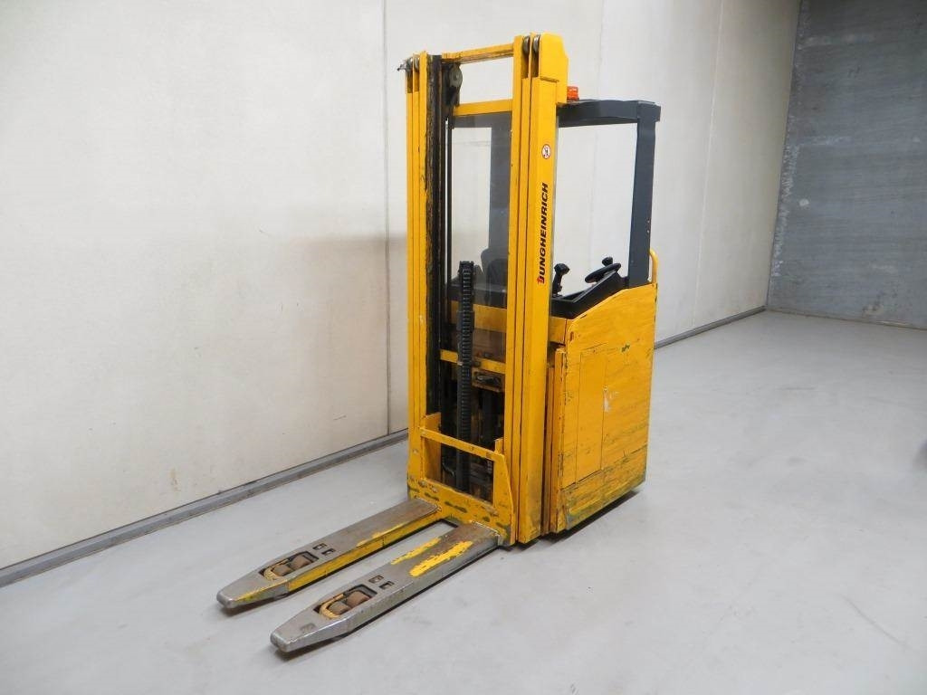 Jungheinrich ESC 316Z - Штабелер: фото 3 Jungheinrich ESC 316Z - Штабелер: фото 3