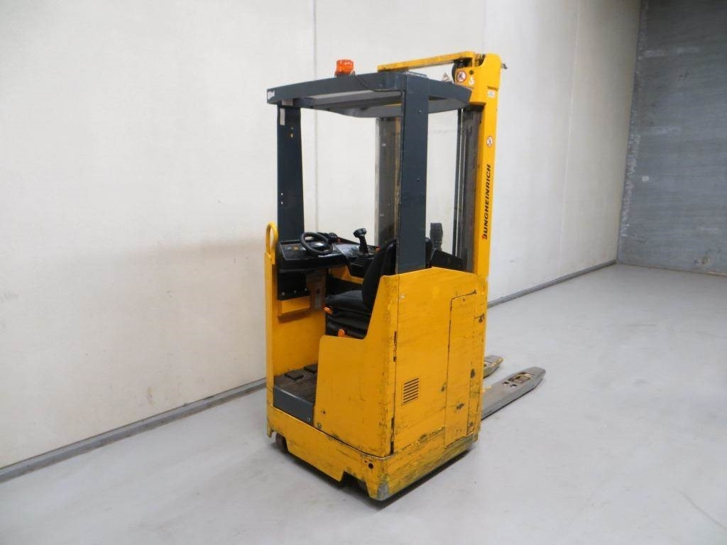 Jungheinrich ESC 316Z - Штабелер: фото 4 Jungheinrich ESC 316Z - Штабелер: фото 4