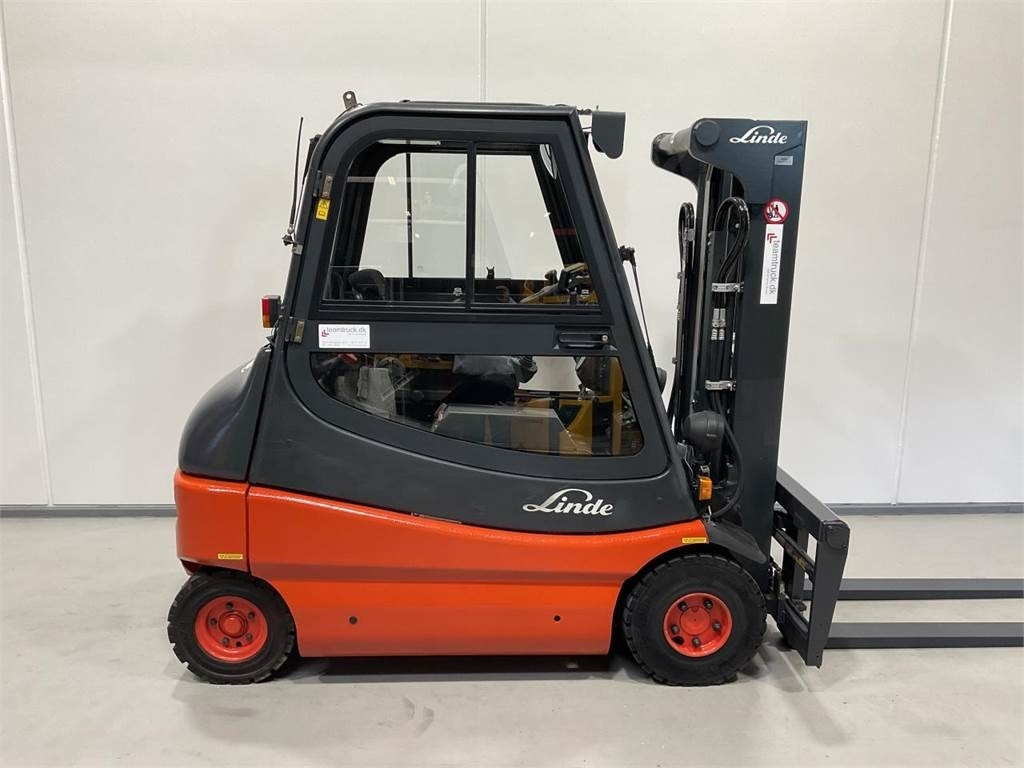 Linde E25P - 02 - Электропогрузчик: фото 1 Linde E25P - 02 - Электропогрузчик: фото 1