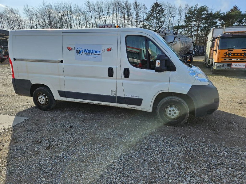 Citroën Jumper 30 2,2 HDi 130 Box - Легковой фургон: фото 4 Citroën Jumper 30 2,2 HDi 130 Box - Легковой фургон: фото 4