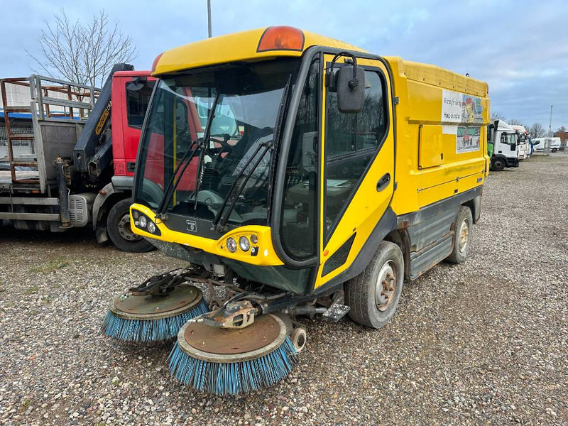 Johnston CN400 - Подметально-уборочная машина: фото 2 Johnston CN400 - Подметально-уборочная машина: фото 2