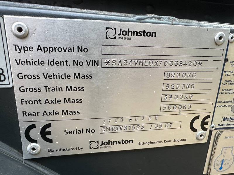 Johnston CN400 - Подметально-уборочная машина: фото 5 Johnston CN400 - Подметально-уборочная машина: фото 5