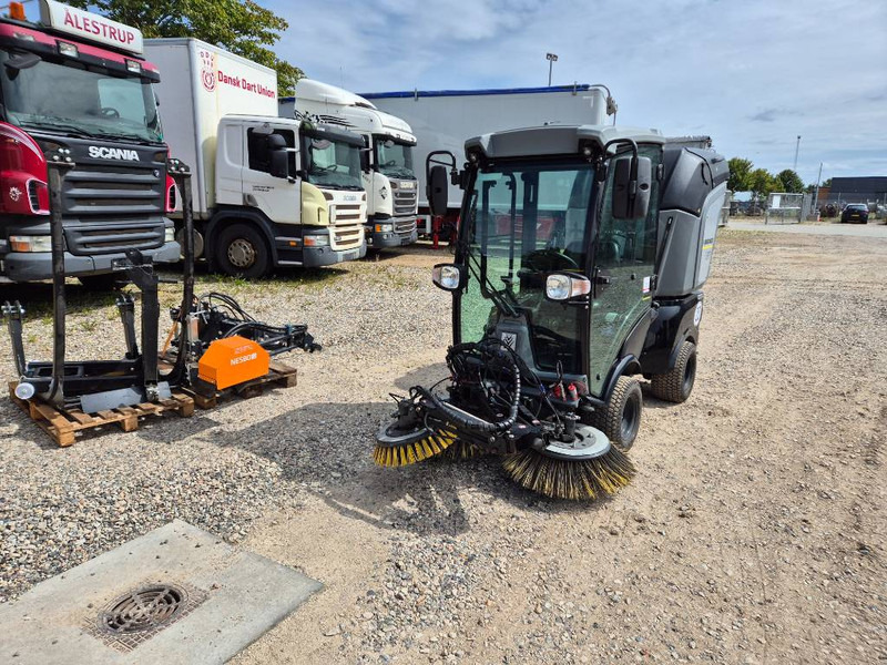 Kärcher MIC 26 // Feje-sug // Kantklipper - Сельскохозяйственный прицеп: фото 1 Kärcher MIC 26 // Feje-sug // Kantklipper - Сельскохозяйственный прицеп: фото 1