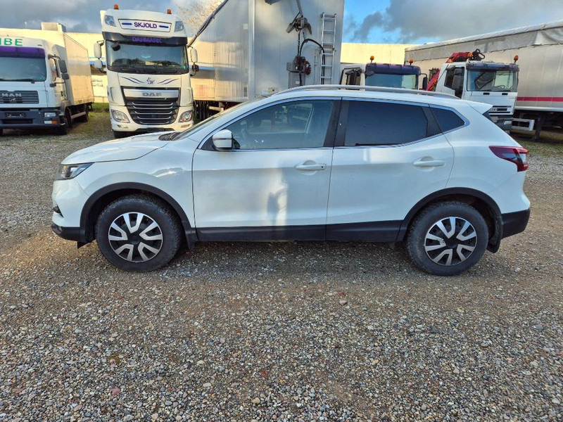 Nissan QASHQAI 1,5 dCi 115 Tekna DCT Van 5d - Фургон с закрытым кузовом: фото 2 Nissan QASHQAI 1,5 dCi 115 Tekna DCT Van 5d - Фургон с закрытым кузовом: фото 2
