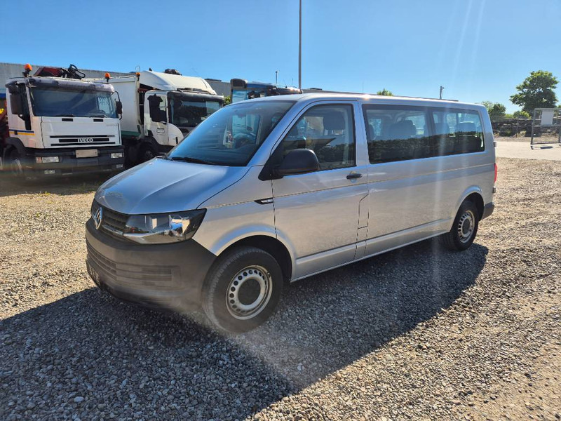 Volkswagen Transporter 2,0 TDi 102 Kombi lang 4d 9 prs - Легковой автомобиль: фото 1 Volkswagen Transporter 2,0 TDi 102 Kombi lang 4d 9 prs - Легковой автомобиль: фото 1