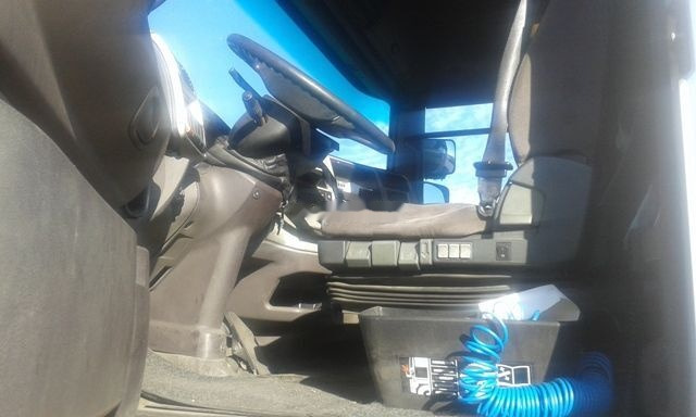 Тентованный грузовик Renault MAGNUM 480: фото 10 Тентованный грузовик Renault MAGNUM 480: фото 10