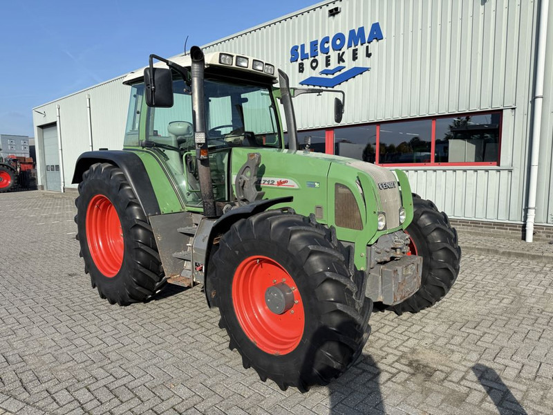 Fendt 712 Vario - Трактор: фото 4 Fendt 712 Vario - Трактор: фото 4