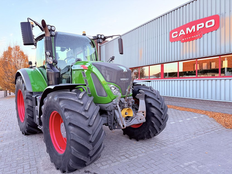 Fendt 724 S4 Profi Plus - Трактор: фото 4 Fendt 724 S4 Profi Plus - Трактор: фото 4