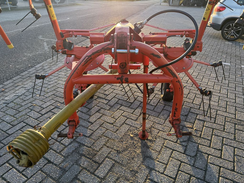 Kuhn GF5001MH Schudder (Marge) - Сеноворошилка: фото 5 Kuhn GF5001MH Schudder (Marge) - Сеноворошилка: фото 5