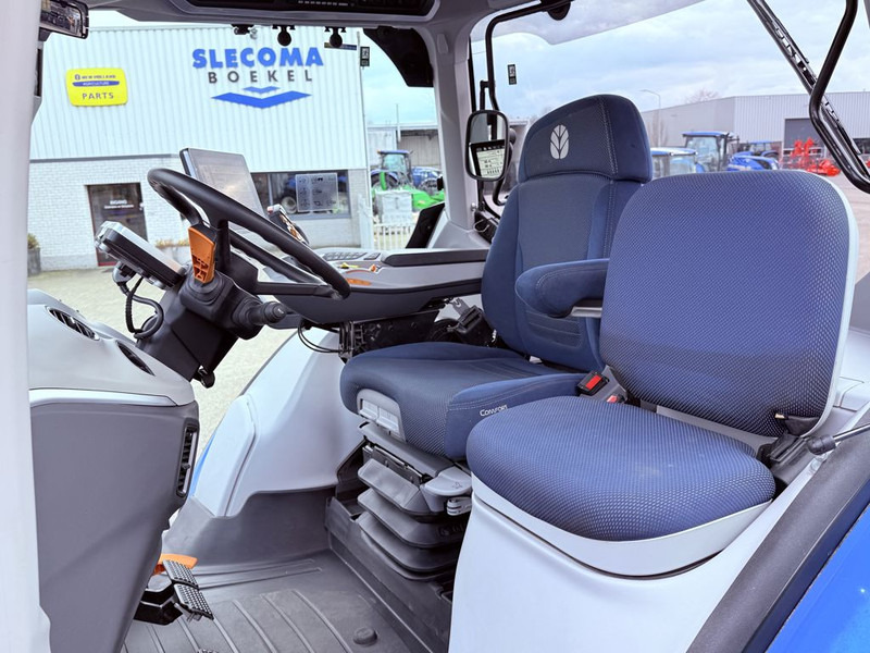 New Holland T7.315HD Auto Command + GPS - Трактор: фото 5 New Holland T7.315HD Auto Command + GPS - Трактор: фото 5
