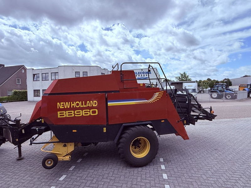 New Holland BB960S 120x90 - Сельскохозяйственная техника: фото 4 New Holland BB960S 120x90 - Сельскохозяйственная техника: фото 4