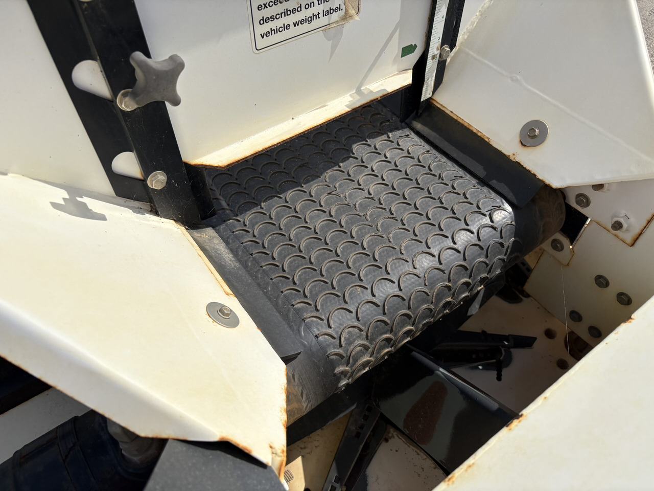 Dakota 410 Top Dresser to suit 2030A Pro Gator - Разбрасыватель удобрений: фото 5 Dakota 410 Top Dresser to suit 2030A Pro Gator - Разбрасыватель удобрений: фото 5