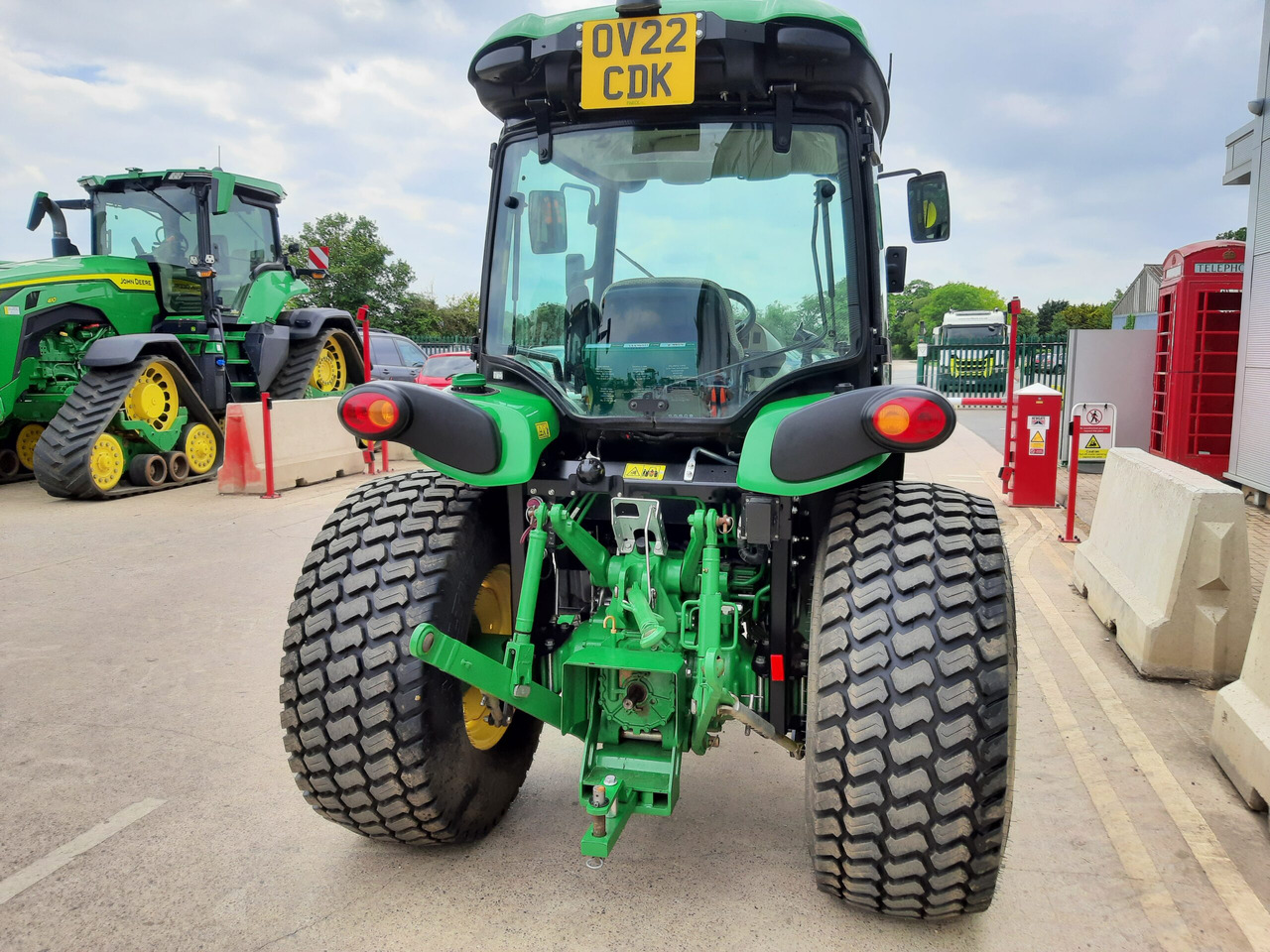 John Deere 4066R Compact Tractor - Минитрактор: фото 4 John Deere 4066R Compact Tractor - Минитрактор: фото 4