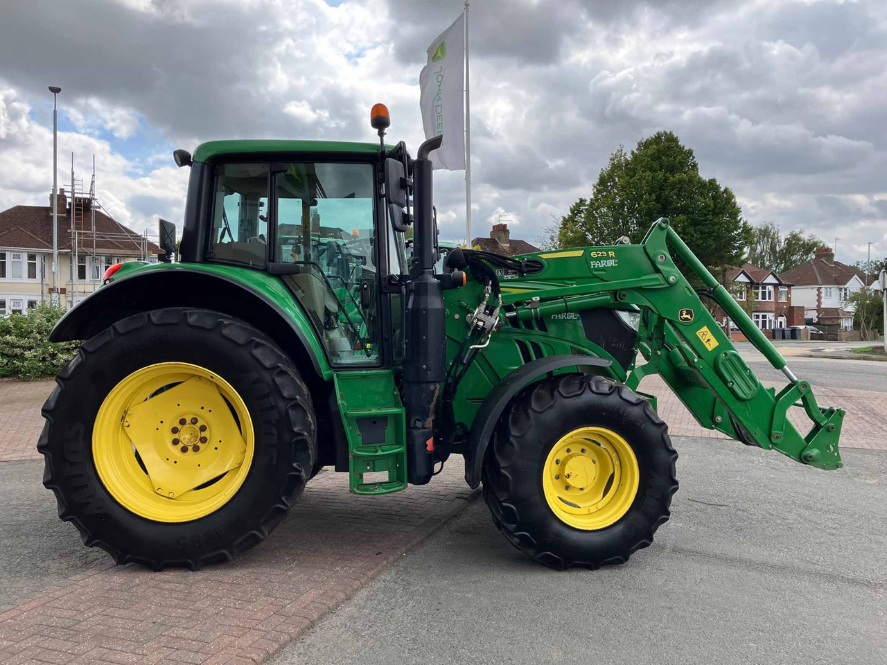 John Deere 6130M + 623R - Трактор: фото 2 John Deere 6130M + 623R - Трактор: фото 2