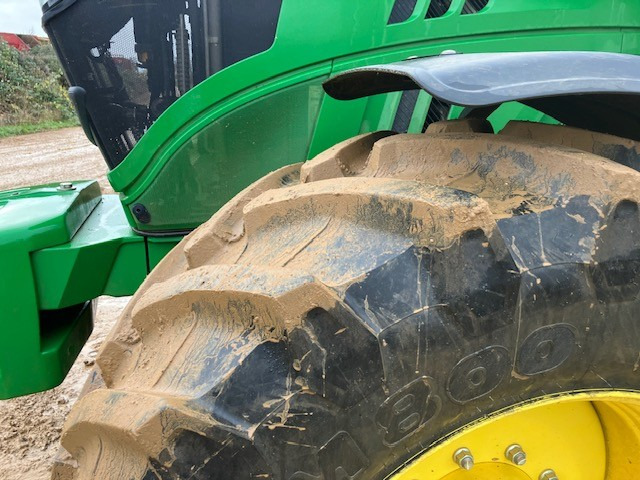 John Deere 6155R - Трактор: фото 2 John Deere 6155R - Трактор: фото 2