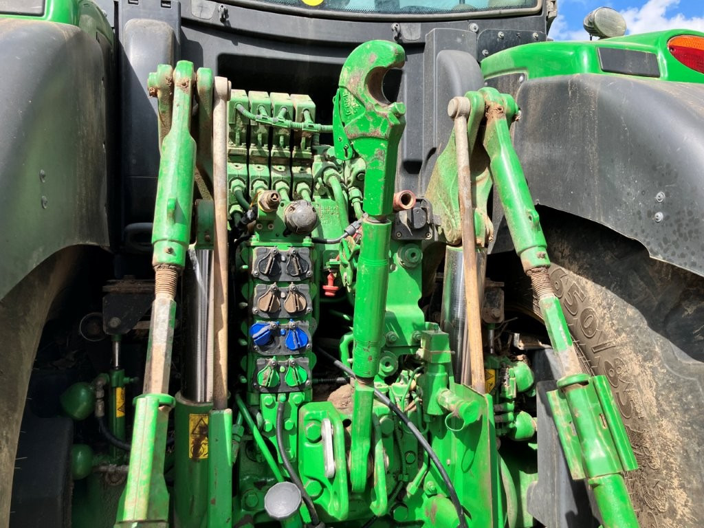 John Deere 6250R - Трактор: фото 5 John Deere 6250R - Трактор: фото 5