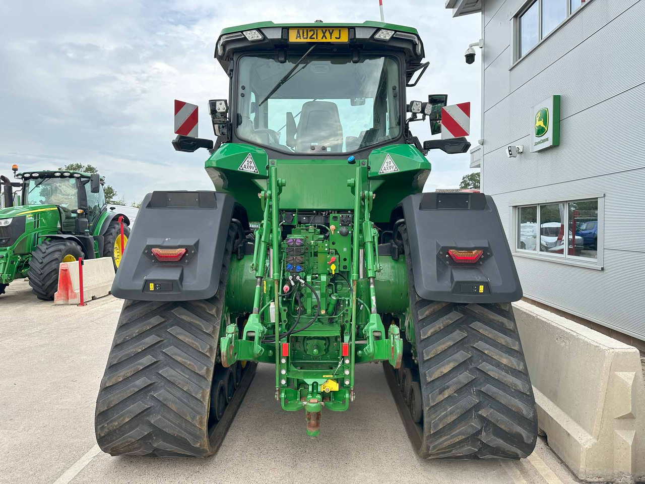 John Deere 8RX 410 - Трактор: фото 4 John Deere 8RX 410 - Трактор: фото 4
