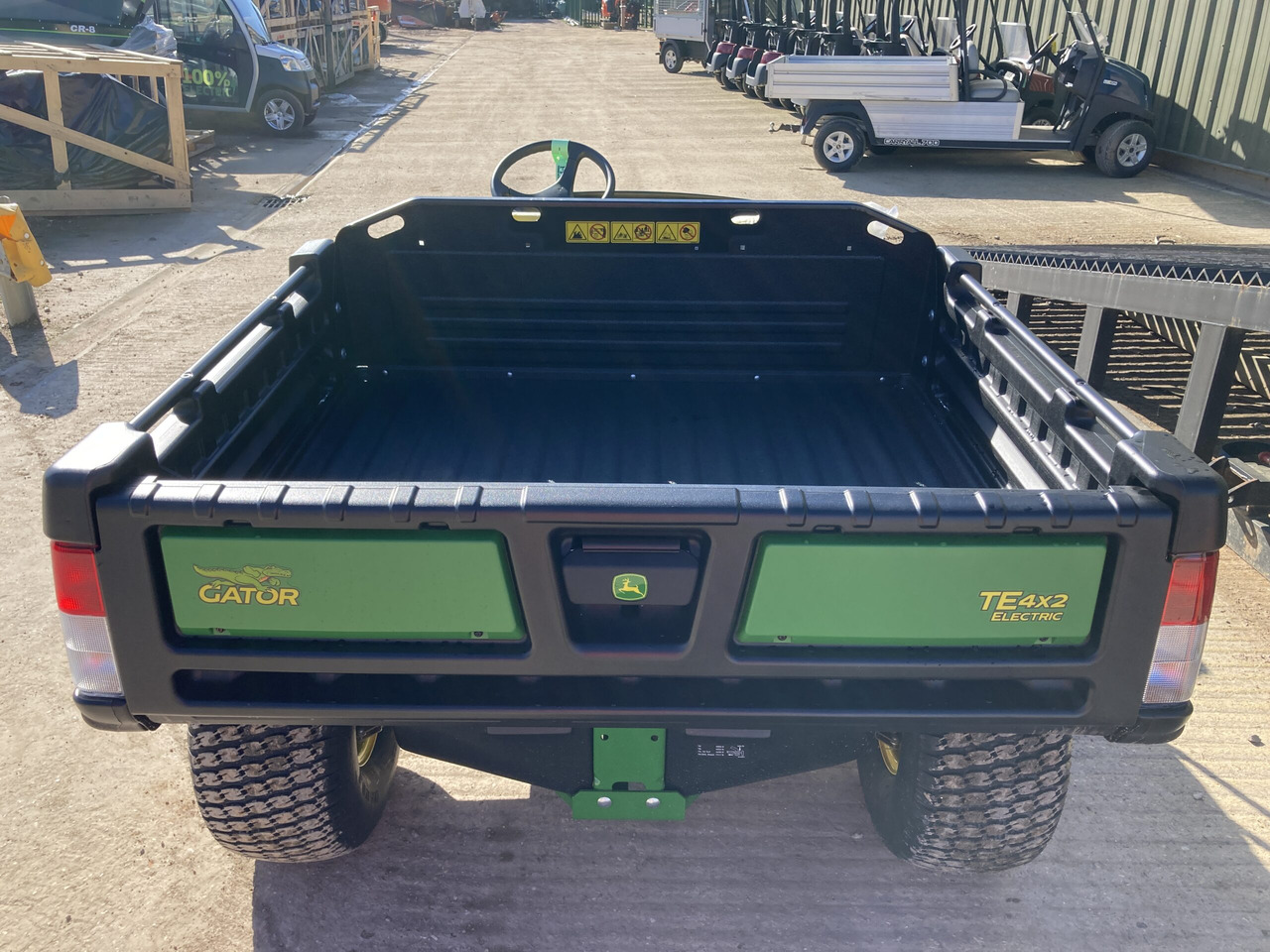 John Deere TE electric Gator - Квадроцикл: фото 5 John Deere TE electric Gator - Квадроцикл: фото 5