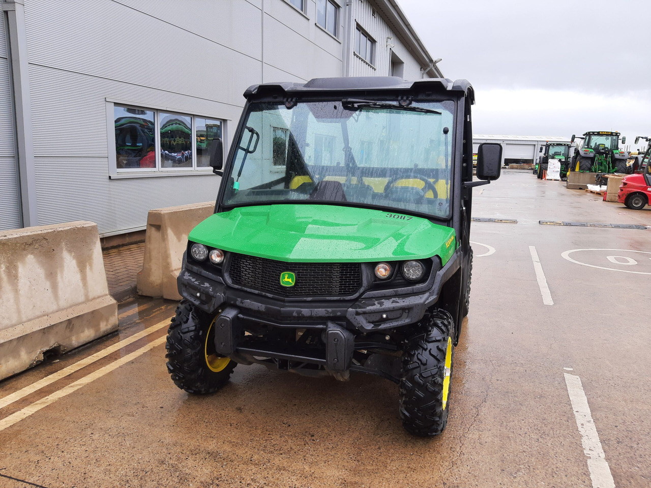 John Deere XUV865M Gator - Квадроцикл: фото 2 John Deere XUV865M Gator - Квадроцикл: фото 2