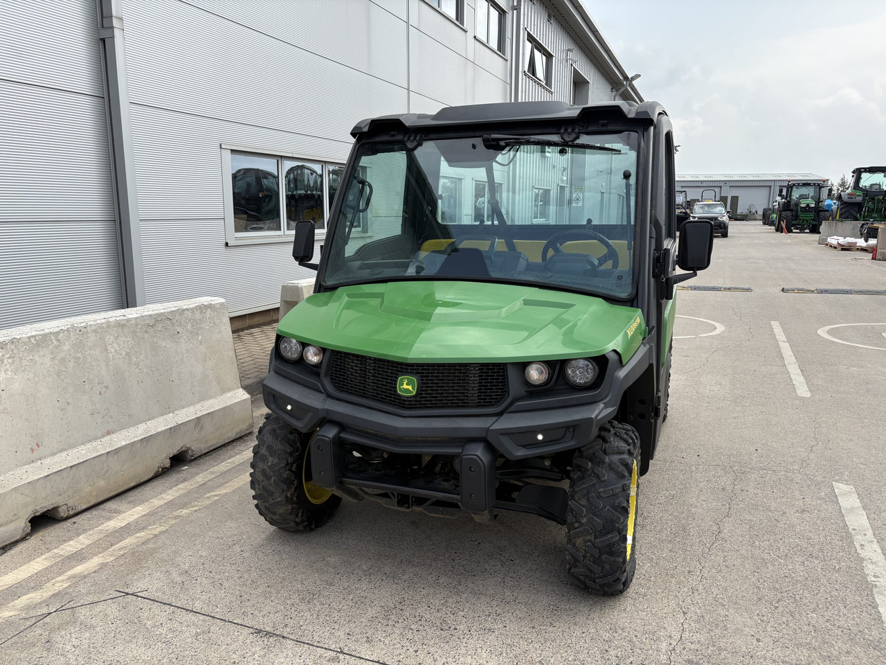 John Deere XUV865M Gator - Квадроцикл: фото 3 John Deere XUV865M Gator - Квадроцикл: фото 3